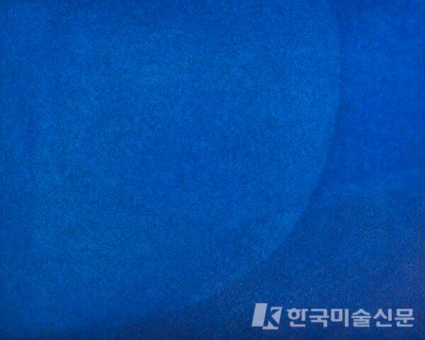 .만다라-BLUE &nbsp;oil on canvas &nbsp;130.3x162.0cm&nbsp;( 사진 제공= 김갑진 작가 )
