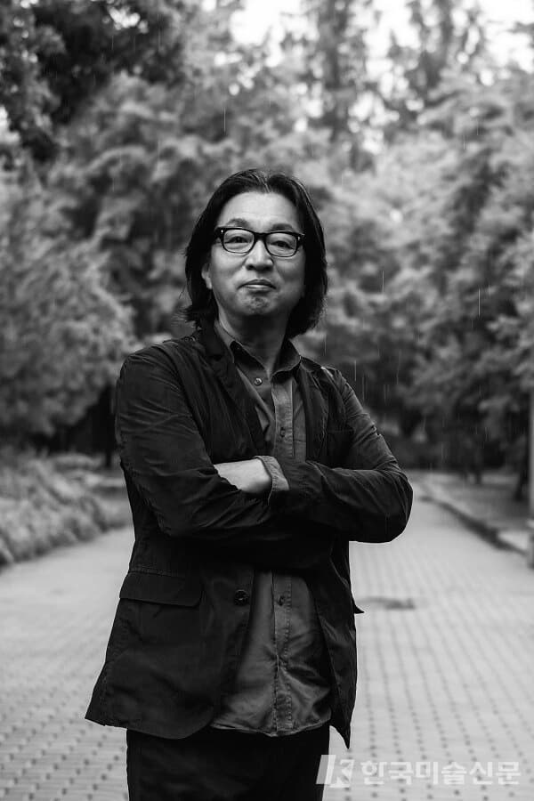 포토그래퍼 김우영 작가(사진=책책)