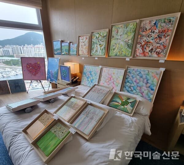 [현장취재] 2022 아시아 호텔 아트페어(AHAF) 흥행 실패
