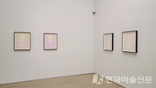 올라퍼 엘리아슨의 수채화 시리즈 [사진=권미나 기자]