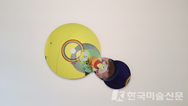 올라퍼 엘리아슨, 감성의 플레어 바라보기 Seeing sensitivity flare, 2022 [사진=권미나 기자]