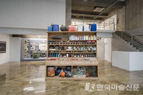 현대미술가 디온 ‘한국의 해양생물…’展