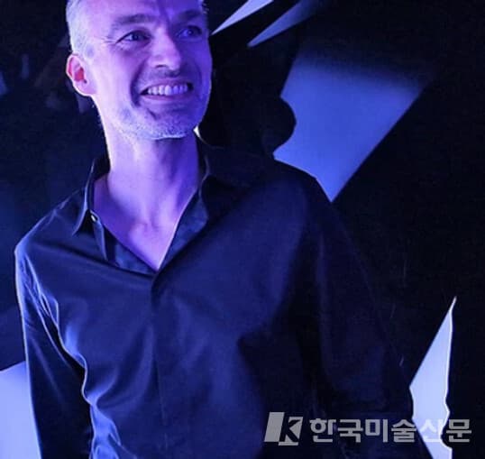 Mads Christensen 메즈 크리스틴센 (사진=표갤러리)