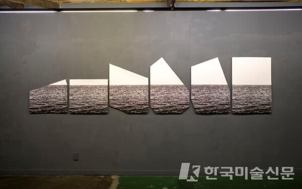 임재형_평형_목판화_100 x 430 cm_2020 (사진=아트스페이스영)