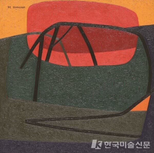 유영국, '작품' 1957[사진=국립현대미술관]/ 한국전쟁이 끝나고 본격적으로 화가가 되기로결심한 직후에 그린 작품으로 산 능선을 따라 노을이 지는 것 같은 자연의 풍경을 회화의 기본 요소인 직선과 곡선, 색면으로 표현했다.