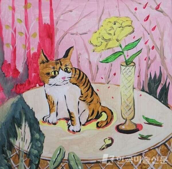 테이블 위 수호신. 캔버스에 아크릴45x45cm (10호), 2019