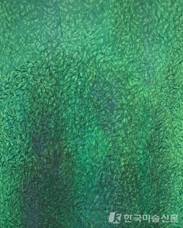 물배가 차오른 풀&nbsp;한지에 채색162x130cm (100호), 2022 (사진=작가 SNS)