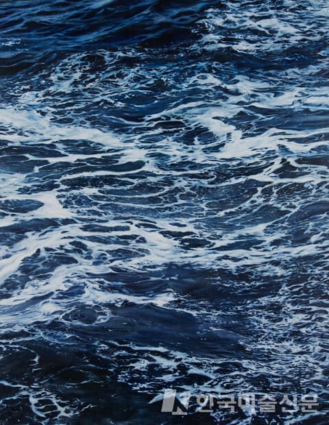 ▲ 곽민정, 망망茫茫(시리즈2-바다), 2021Oil on Canvas, 145.5 x 112.1cm&nbsp;호반문화재단