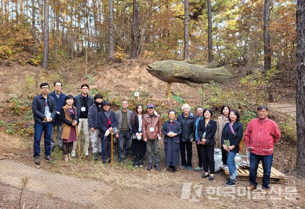 성과보고 단체사진 (사진=김홍정)