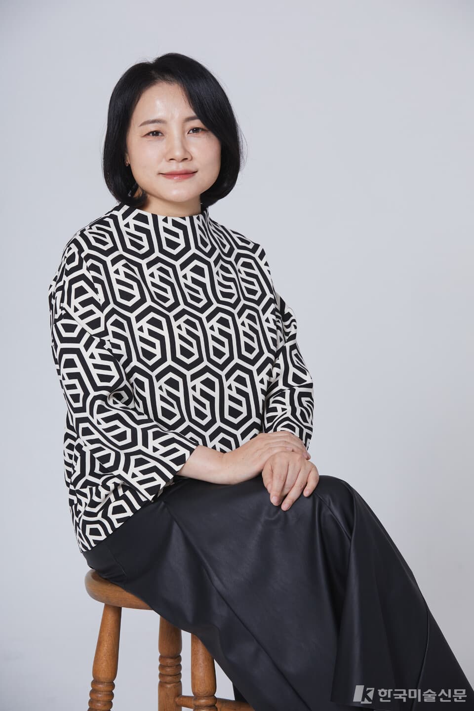 송진석 작가