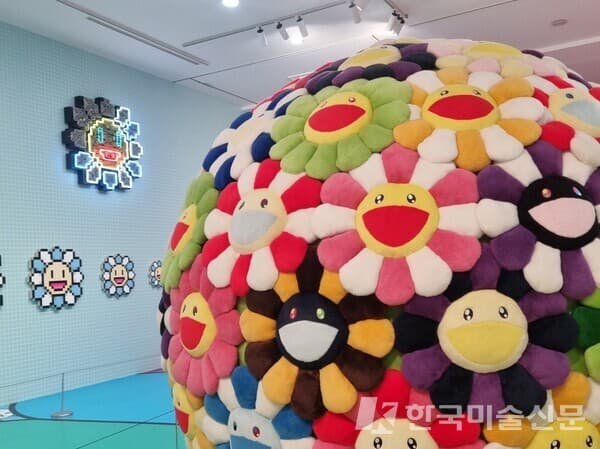 이우환과 그친구들 네 번째 시리즈 '무라카미 다카시:무라카미 좀비' 전시 전경 (사진=이미희 기자)