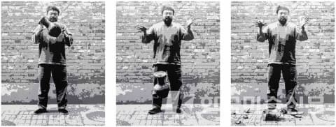 Dropping a Han Dynasty Urn, Triptych: 230 x 192 cm x 3p, LEGO bricks mounted on aluminum, 2015 (Edition 2 of 30 + 2AP)