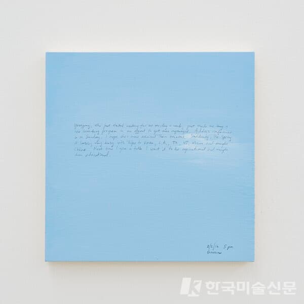 국제갤러리 바이런 킴 Byron Kim, Sunday Painting 2216, 2016, 캔버스에 아크릴과 펜, Acrylic and pen on canvas, 35.5 x 35.5 x 3.2 cm