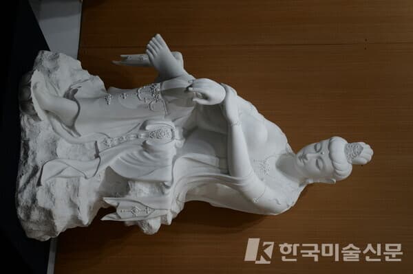 서칠교 작품