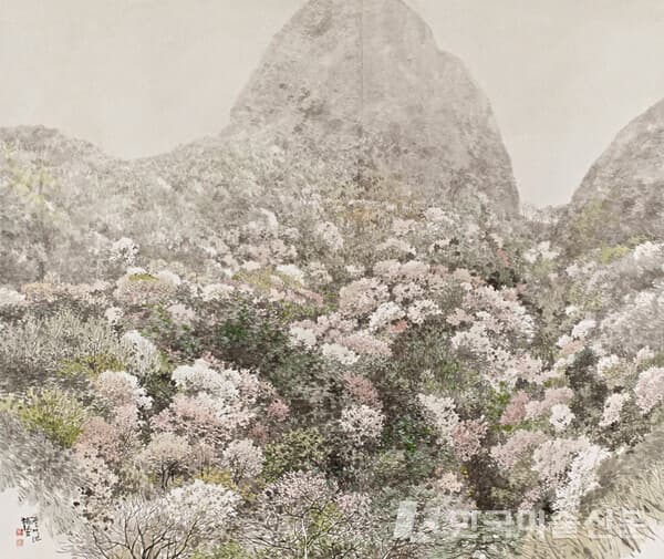 봄의 기운-마이산 (Spring Vitality-Maisan)150x130cm, 화선지에 수묵담채(ink on Korean paper), 2015