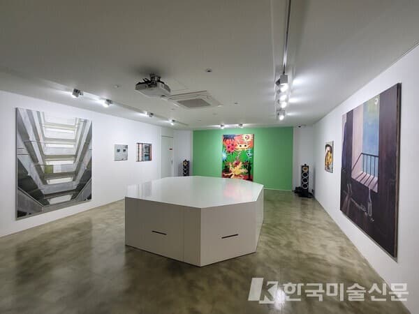한독 수교 140주년 기념, '베를린에서 서울로: 지평선 넘어' 전시 개최