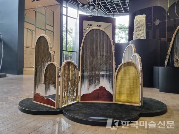 《강서경: 버들 북 꾀꼬리》 전시 전경. (사진=이미희 기자)