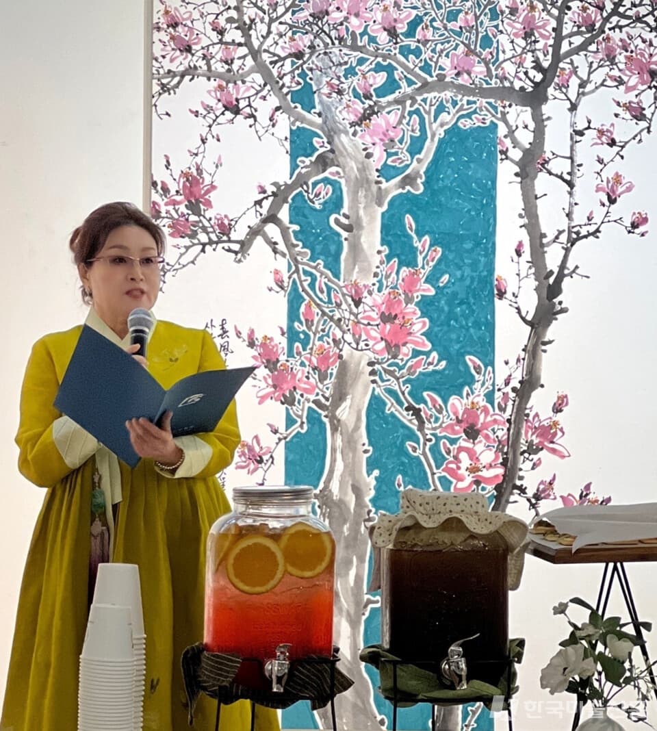 유상숙 작가, 木蓮花에 醉하여 _ 섀도스트라이프 (shadow stripe)의 미학 展
