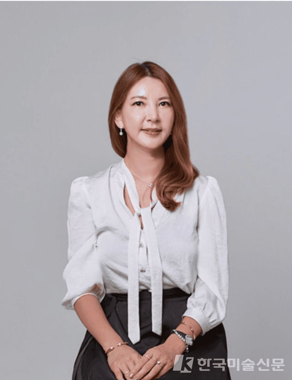&nbsp;(주)제이플레이스 장자윤 대표