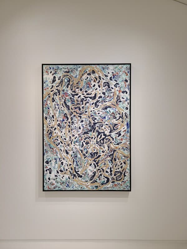 Perdu CLXVII , Mother-of-pearl, acrylic paint on wooden base pael, stainless-steel frame (2023)