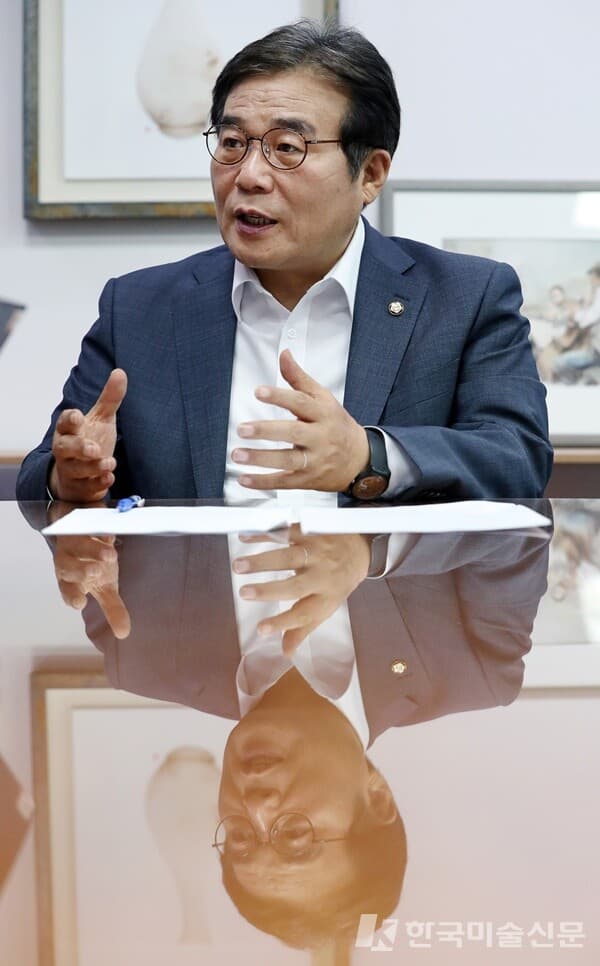 국회 문화체육관광위원회 소속 이병훈 더불어민주당 국회의원