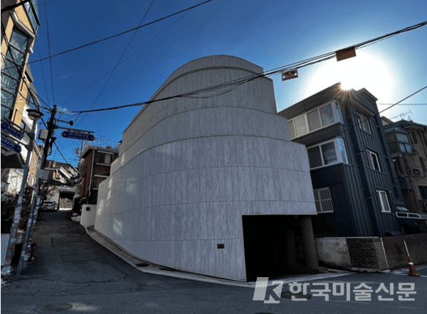 &nbsp;(자료: 서점 그래픽)