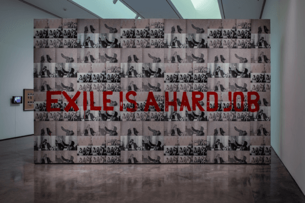 닐 얄터, Exil Is a Hard Job, 2019 ⓒ 크리스 켄달 (제공 : 헤셀 미술관)