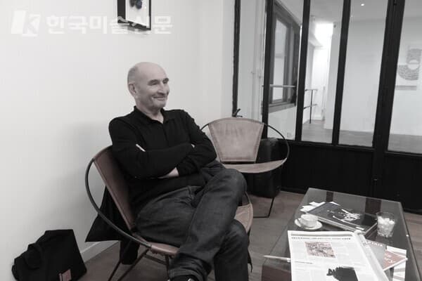 [특집]  프랑스 저명 평론가 '드바이유(Debailleux)', 한국의 단색화를 말하다.
