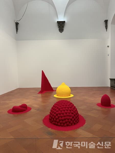 Anish Kapoor- Family&nbsp;kit