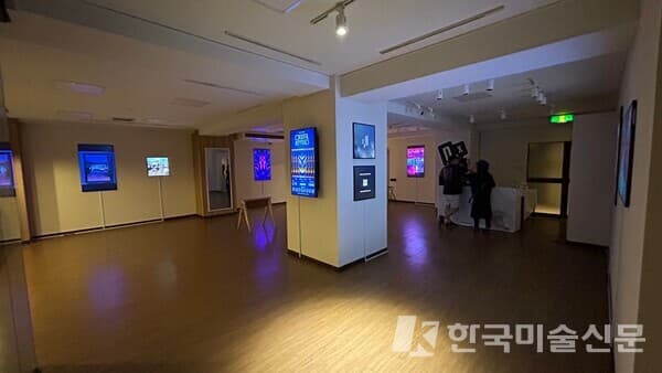 &nbsp;갤러리 전경 (자료: 아트크루 딥 제공)
