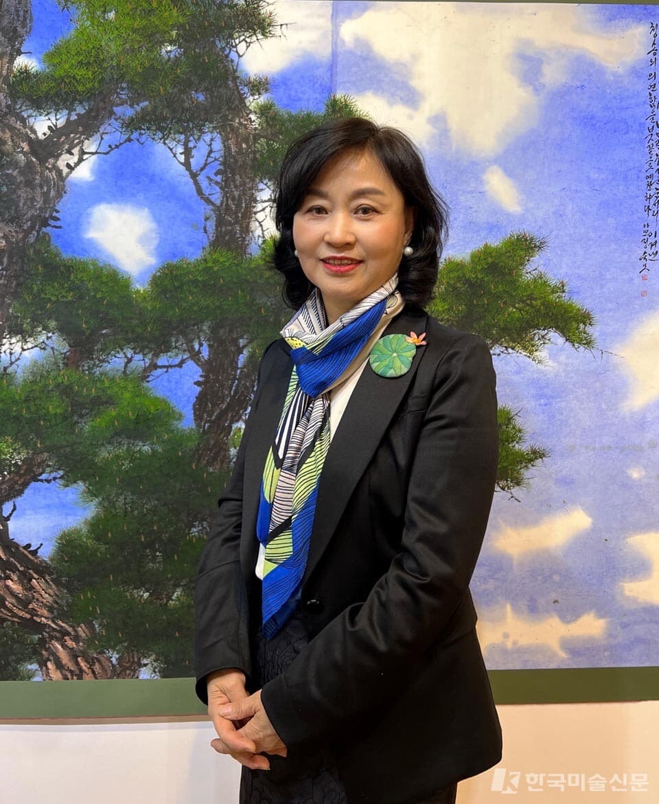 아연 정숙모 작가