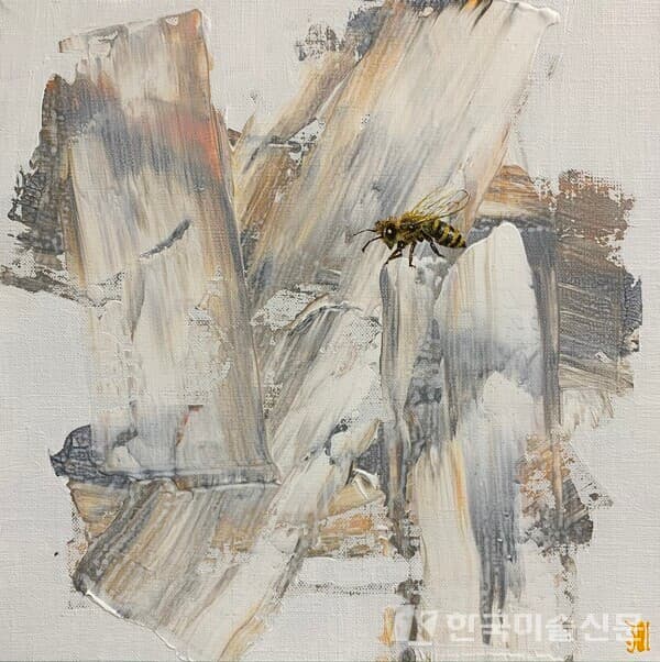 生 (32x32cm, mixed media, 2023)