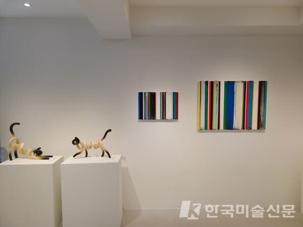 이상수, 하태임, 국대호 3인 작가들의 단체전을 연 아트코드 갤러리 전경. 출처 아트코드갤러리