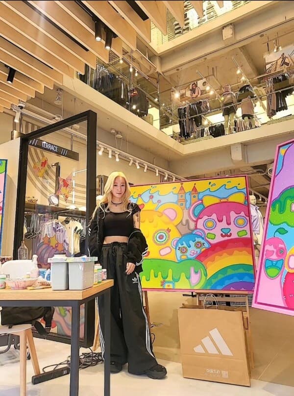 출처: Instagram @artist_saralee