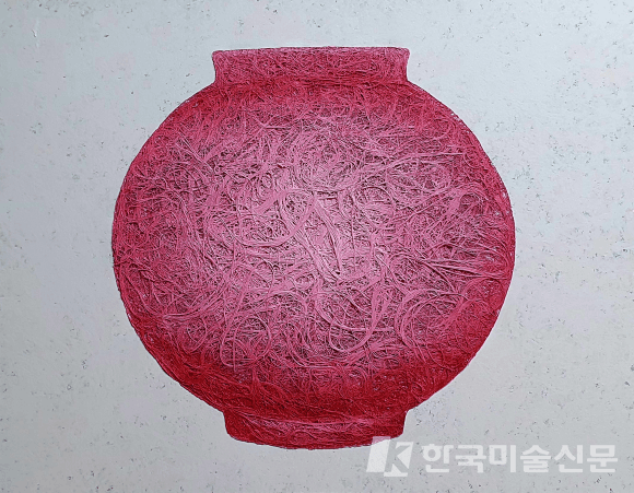 Memory of the Moon 15 / 116.8 x 91.0 cm / Mixed media (2022) / 갤러리몸 제공