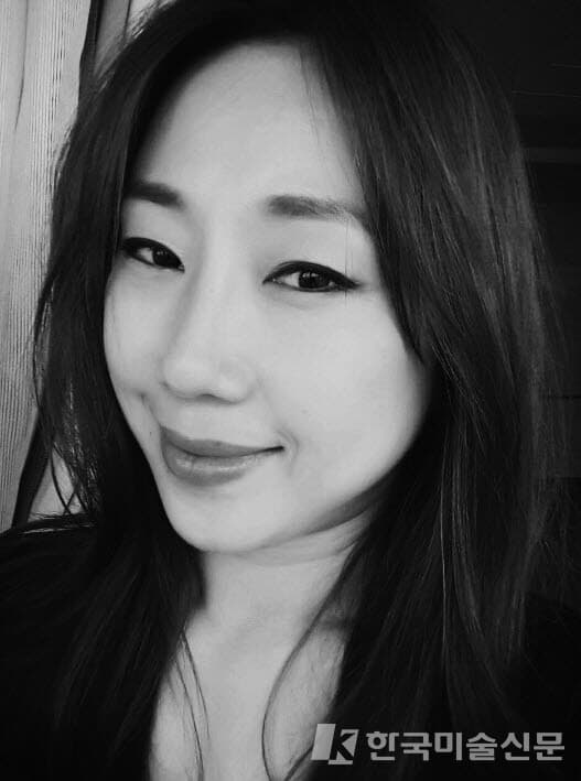 [김기애 작가] 추억의 못난이 인형, 행복 전도사‘복덕이’로 탄생