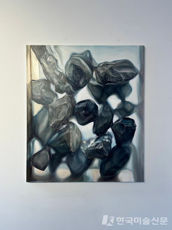 Demil&eacute;, Dance, 2024, huile sur toile, 110 X 95 cm,&nbsp;사진. 진승우 기자
