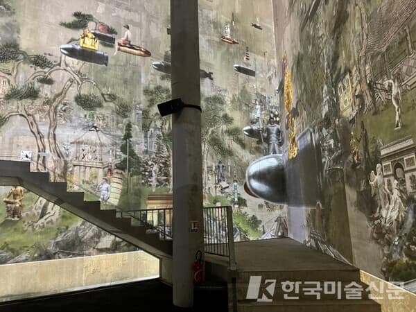 이이남, 잃어버린 파라다이스, 2024, 프로젝션 맴핑, 컬러, 스테레오 사운드, 가변 크기 [사진=이소이 기자]