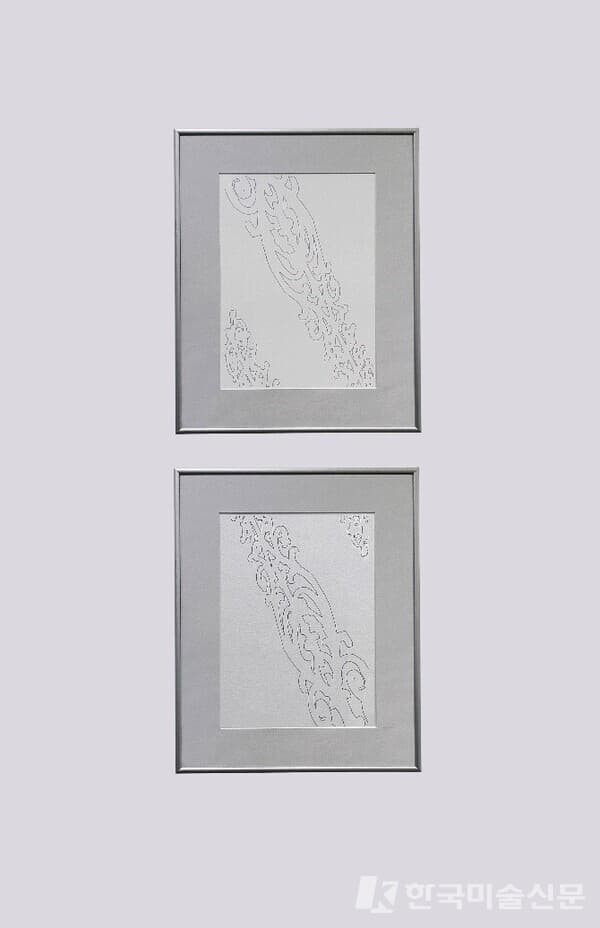 Jesse Siegel, Een bloeiende toets (a blooming touch), 2024, Ballpoint pen on Hahnem&uuml;hle paper, 39.4 x 29 cm (each), 50 x 40 cm (framed)/&copy;Ingahee Gallery