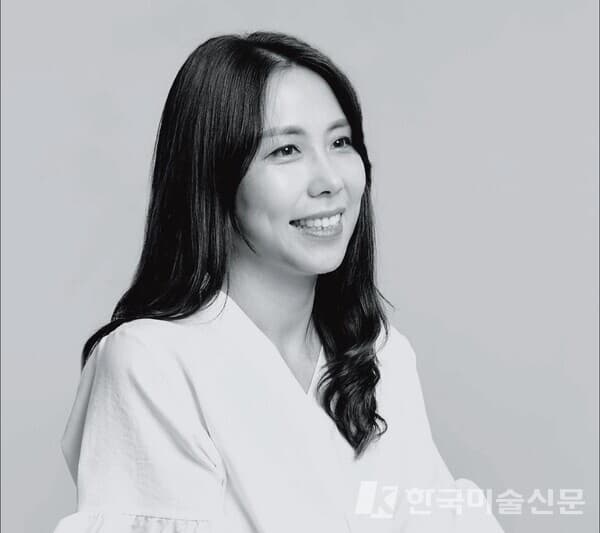 [사진= 고현정 작가, 출처: Instagram @post_katism]