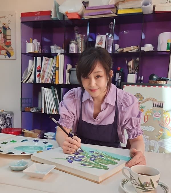현대 민화 작가 이소영 (사진=레지나 갤러리)