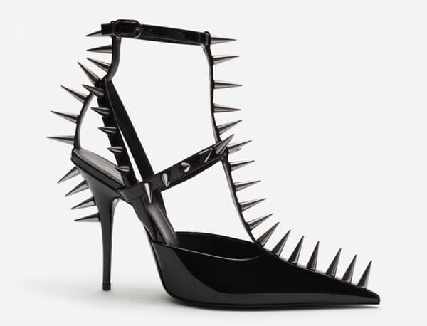 사진 = 발렌시아가 밴쿠버 제공. Courtesy of Balenciaga Vancouver, Helen Siwak.