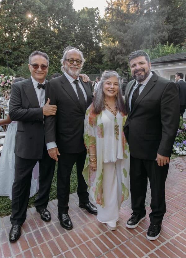사진 제공 =&nbsp;테시 가르시아(Tessi Garcia). 왼쪽: 앤디 가르시아 (Andy Garcia), 르네 가르시아 (Rene Garcia), 테시 가르시아(Tessi Garcia), 호세 아귤레스 가르시아 (Jose Arguelles Garc&iacute;a).