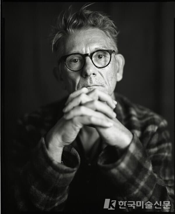 Paul Gadd Portrait 2024