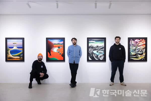 AI 아티스트그룹 Obvious (왼쪽부터&nbsp;Dupr&eacute;, Pierre Fautrel,&nbsp;Hugo Caselles, Gauthier Vernier) [사진=선화랑]