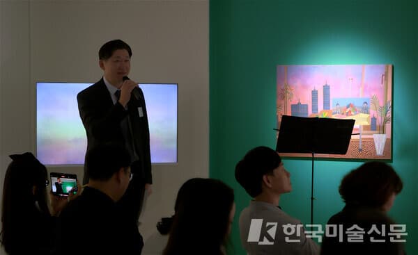 아트토크 참석 소감을 밝히는 김도형 변호사(김&장 법률사무소, 서울시립교향악단 이사) (사진제공 : 케이리즈)
