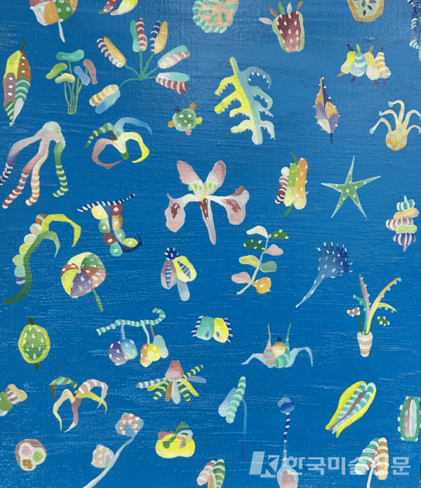 &nbsp;소수빈, 2022, 식물실험 #05,&nbsp;beads, oil on canvas,&nbsp;53cm x 45cm (제공=아트센터자인)