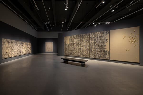 김창열 전시 전경 [사진=국립현대미술관 제공]