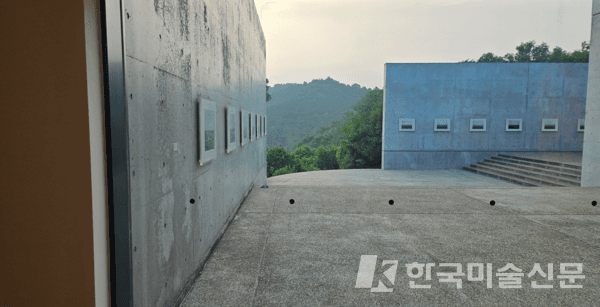 나오시마, 베네세 하우스 내부