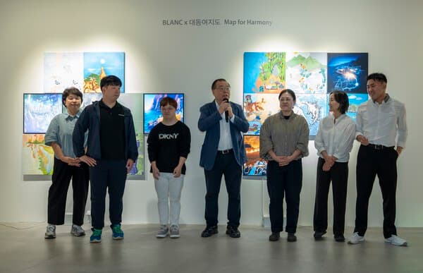 축사진행중인 서일호 부장(TV조선) (사진제공 : 케이리즈갤러리)